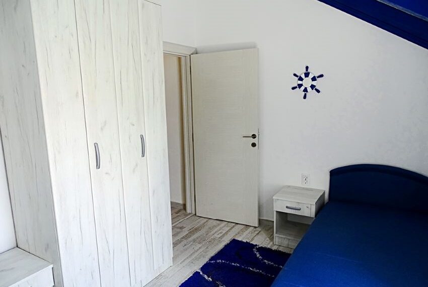 P4311 photo